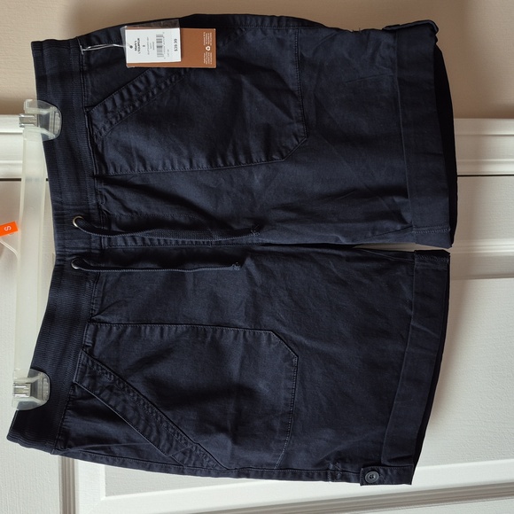 Denver Hayes Pants - Denver Hayes Navy Mid-rise Bermuda Shorts In Size 8, New With Tags